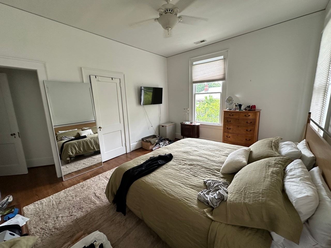 512 Watts St - Photo 6 of 14
