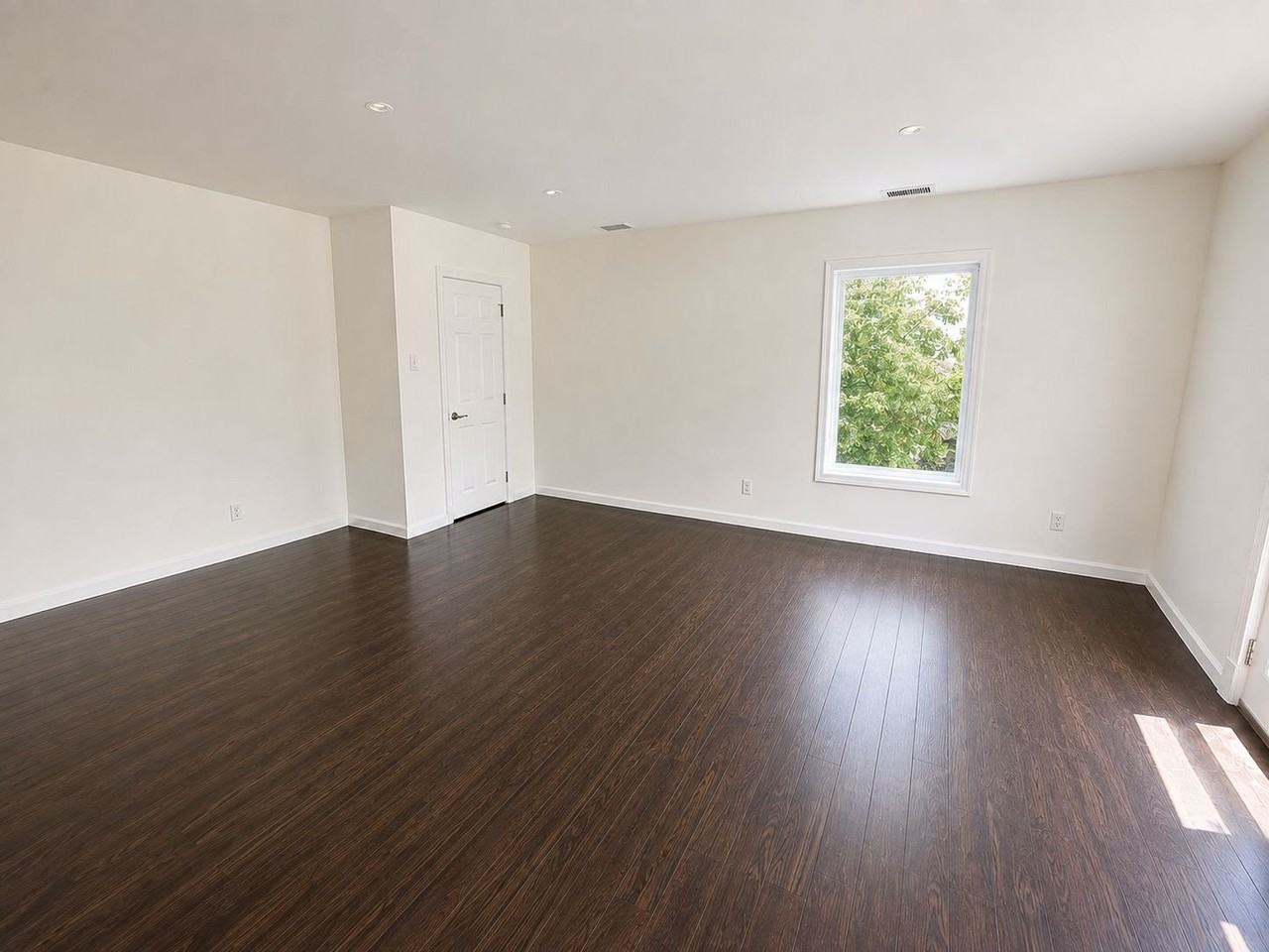 10715 Joyce Dr #C - Photo 2 of 14