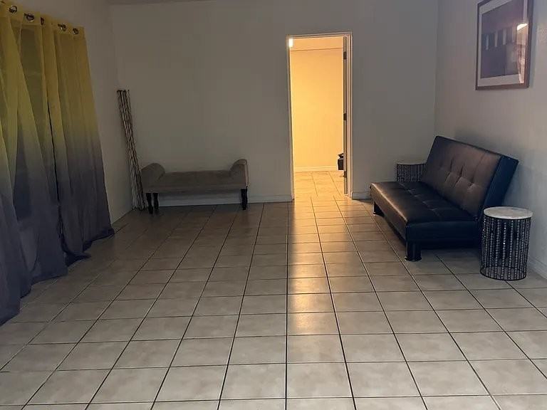 4717 Town N Country Blvd - Photo 3 of 17