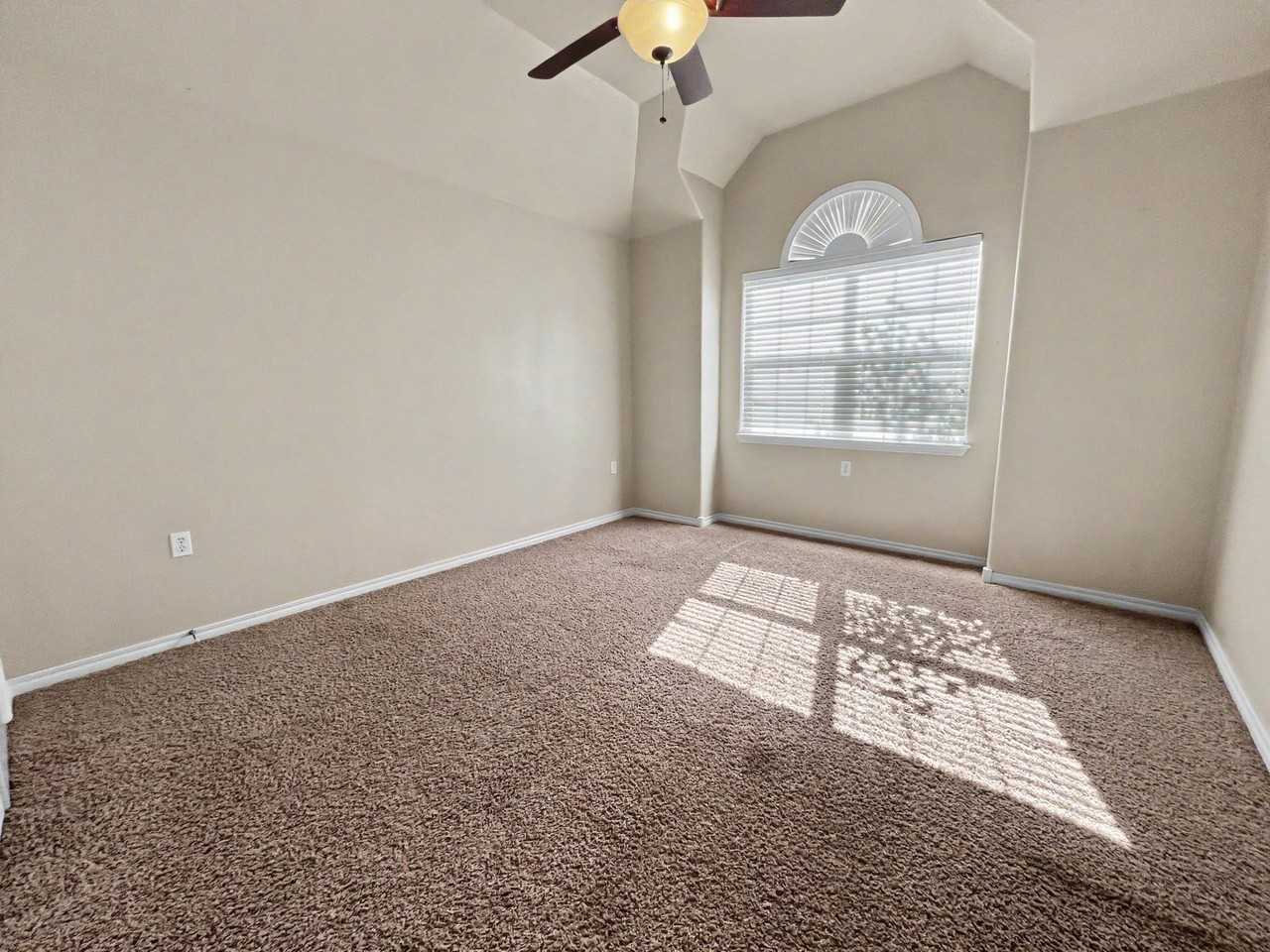 1212 Jeannie Lane Ct. - Photo 4 of 17