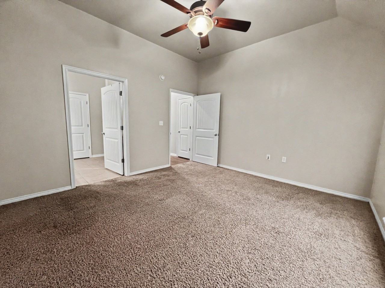 1212 Jeannie Lane Ct. - Photo 5 of 17