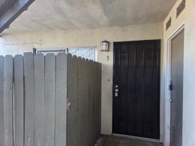 991 N Mollison Ave #03 - Photo 1 of 1