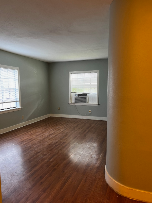 6601 Meadowlawn St #1 - Photo 4 of 16