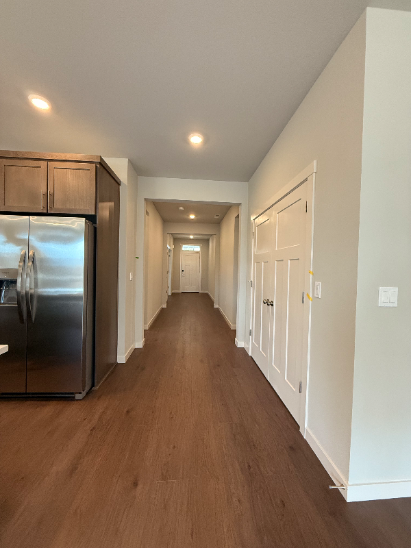 4362 Hackamore Ct Se - Photo 3 of 6