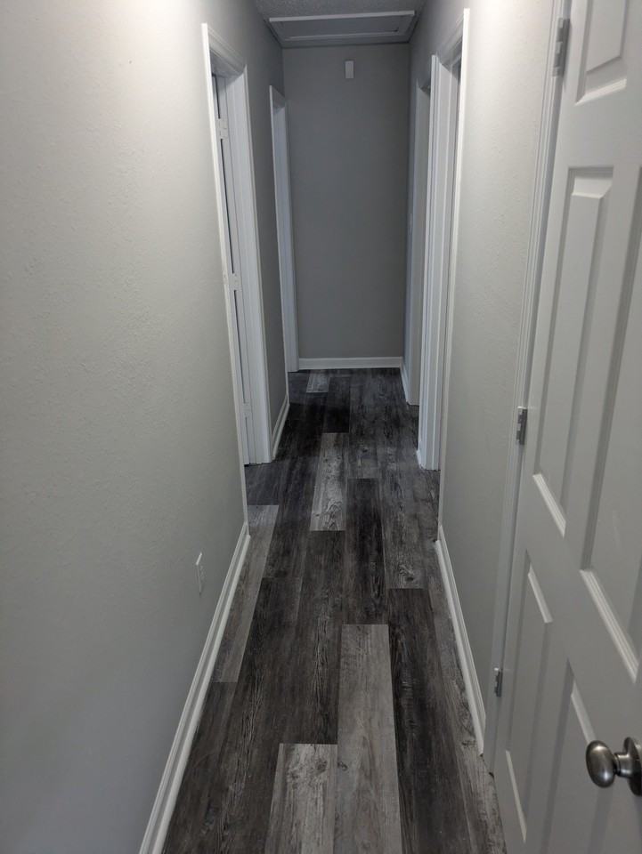 1706 Hertford St - Photo 6 of 21