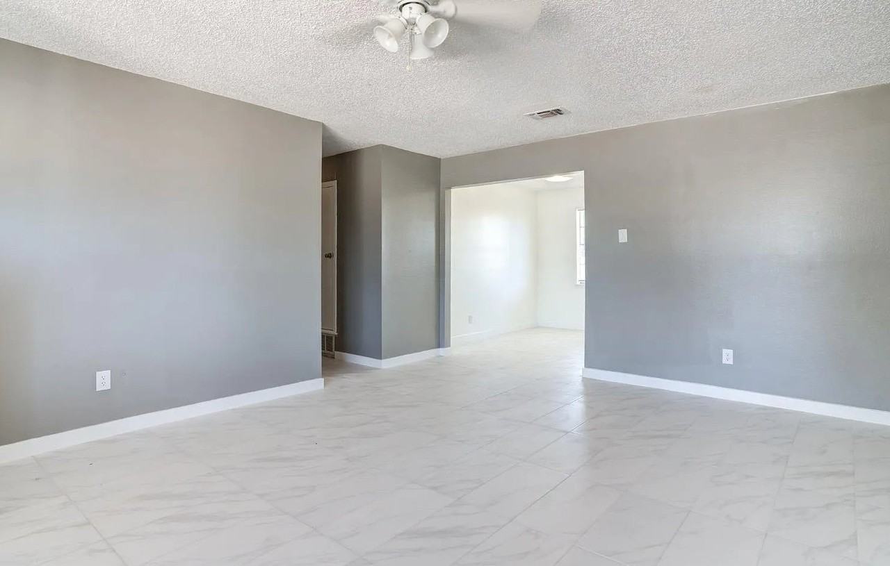 4624 Grinnell St - Photo 4 of 19