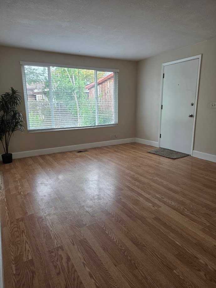 3760 S Redmaple Rd #1 - Photo 4 of 36