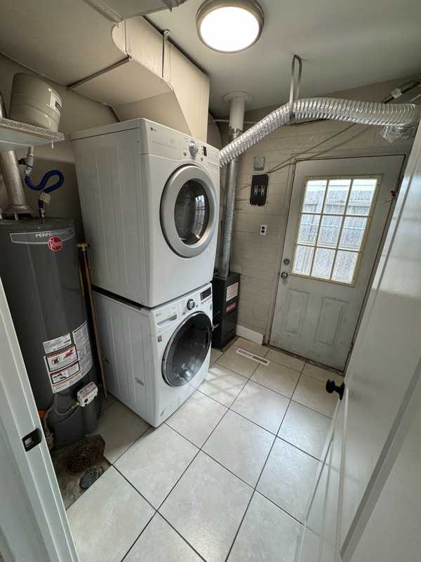 1805 E Lincoln Ln #A - Photo 7 of 13