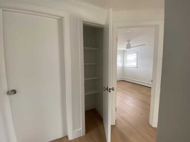 2307 W 35th St #6 - Photo 4 of 10