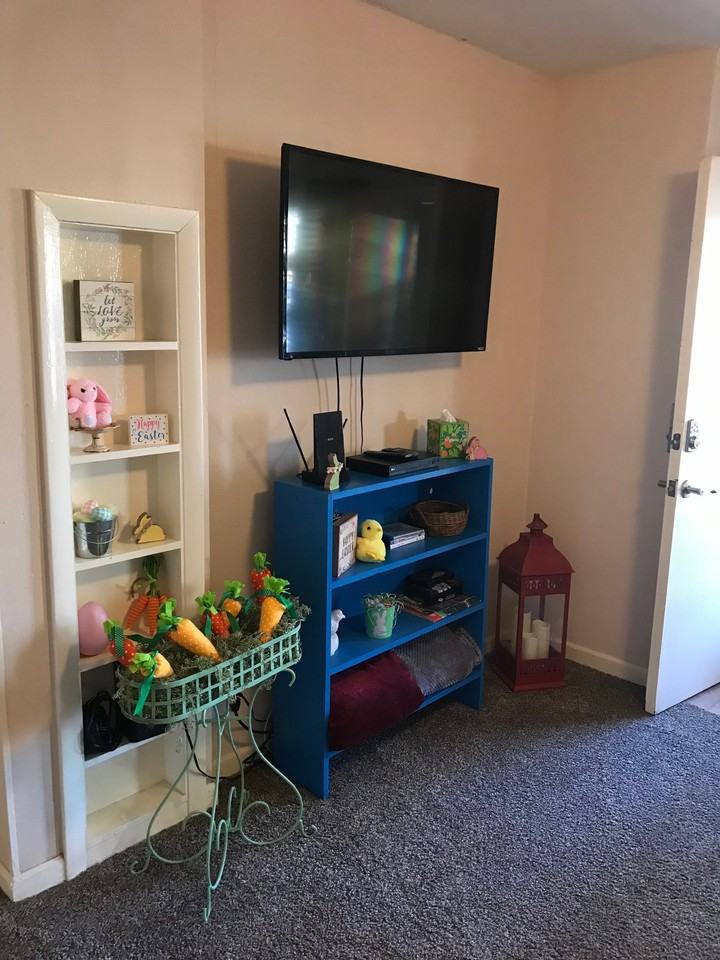 912 Sherris Ln - Photo 4 of 10