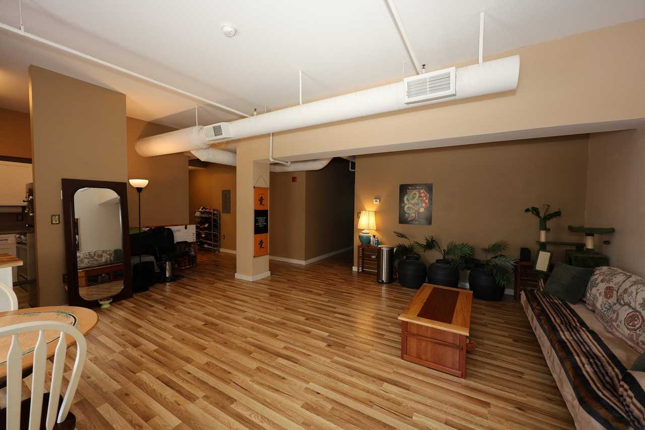 15 Mount Saint Marys Way #209 - Photo 4 of 18