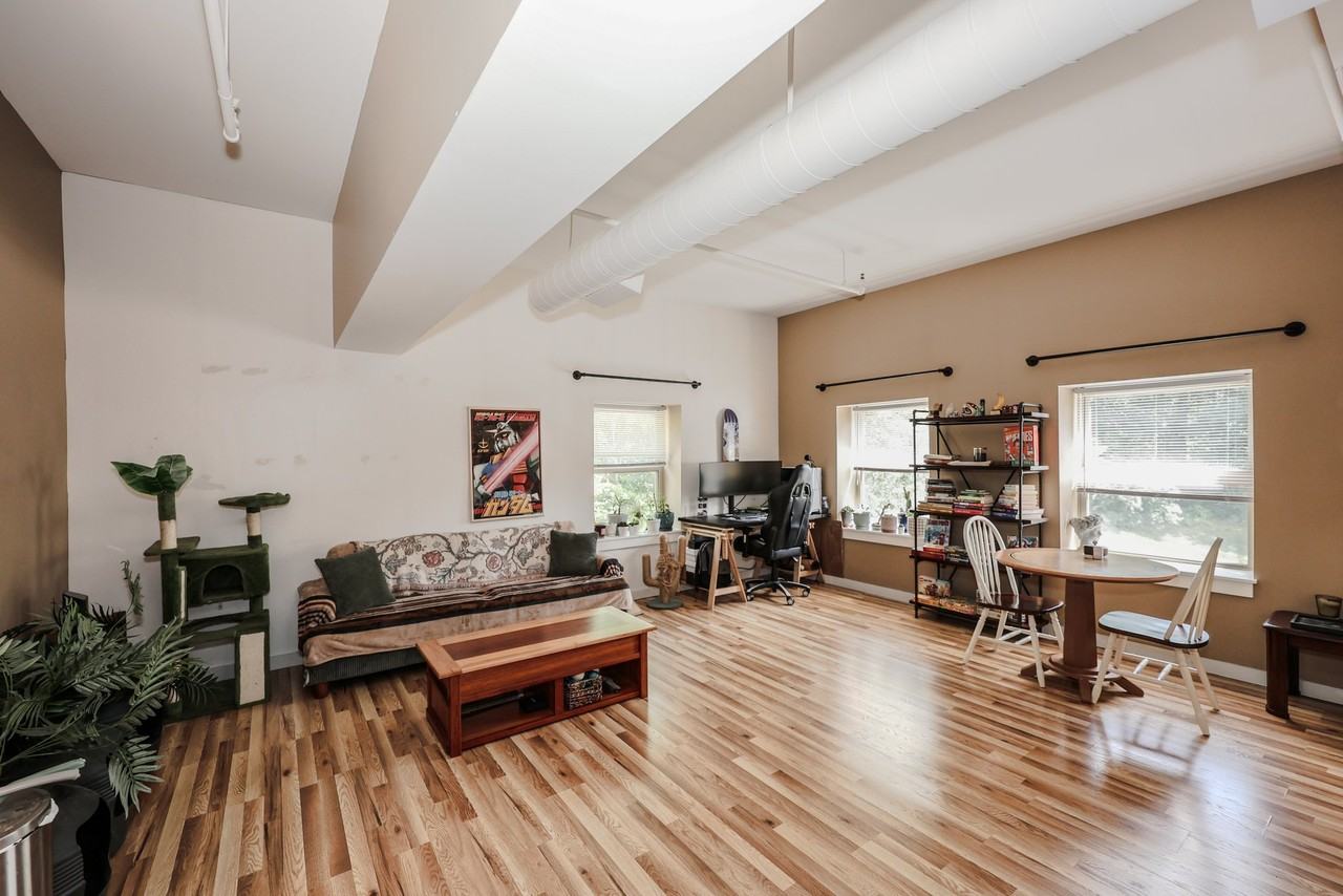 15 Mount Saint Marys Way #209 - Photo 5 of 18