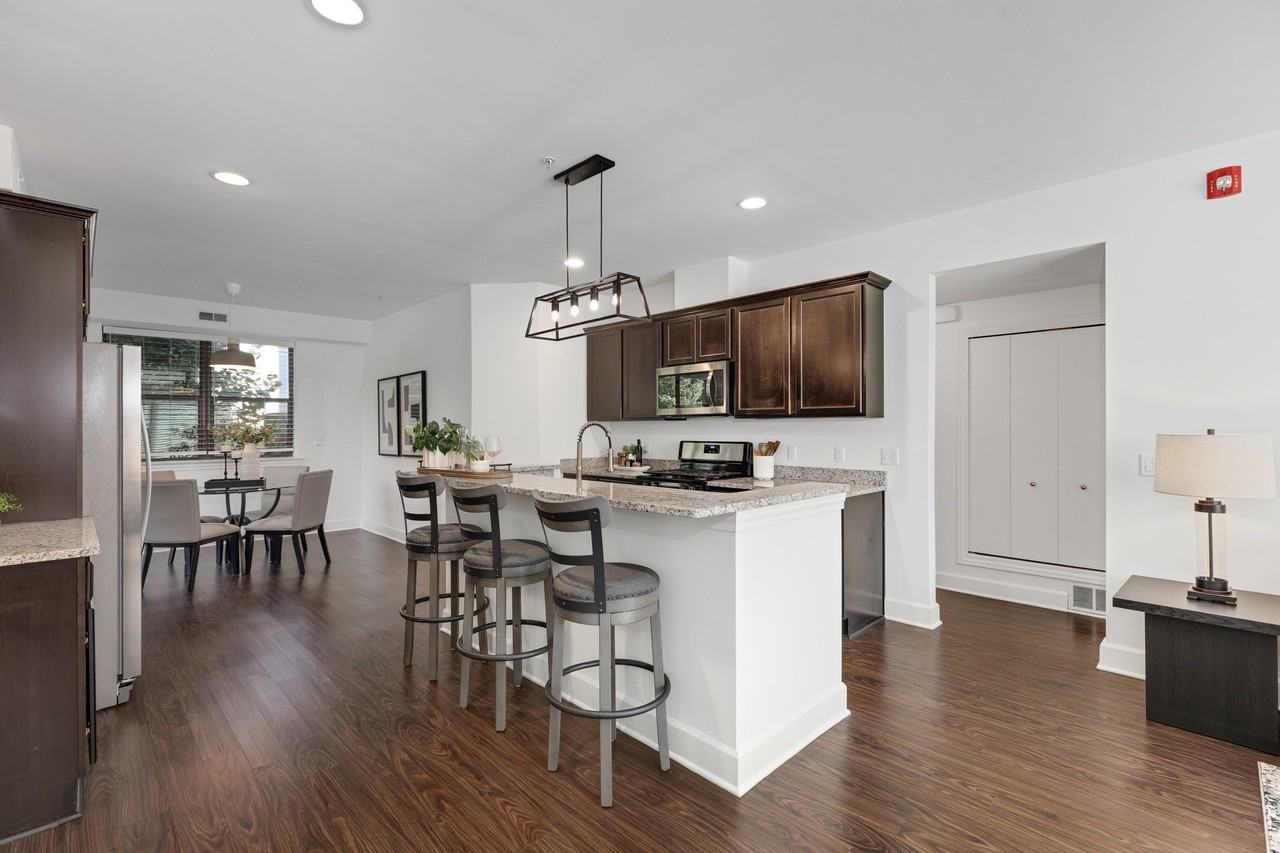 1250 Diamond Ct #E - Photo 2 of 20