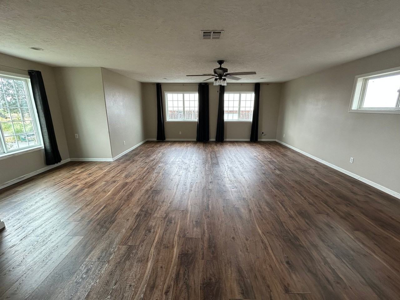 5377 Waconda Rd Ne - Photo 4 of 6