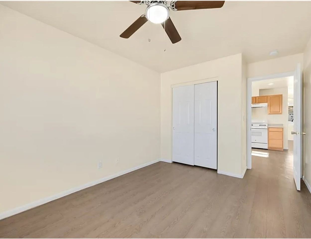 6673 Split Rock Ave #B - Photo 2 of 7
