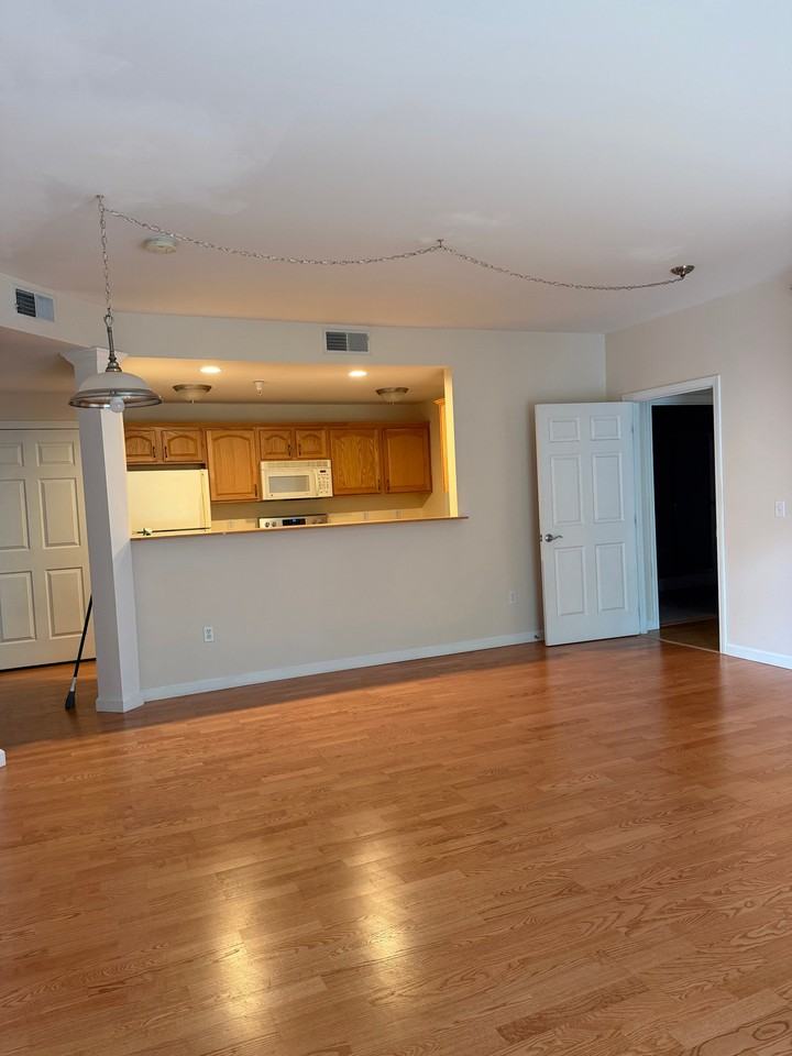 99 Eldredge St #102 - Photo 2 of 20