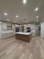 featured image of 927 Willowbrook Ln