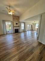 featured image of 154 Sw Alder Ct