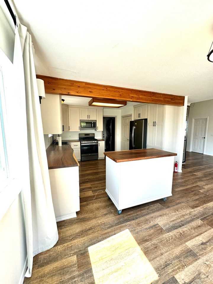 154 Sw Alder Ct - Photo 6 of 18