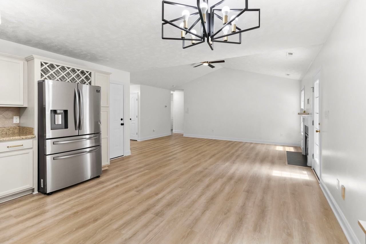 287 Mayor Ct - Photo 5 of 20