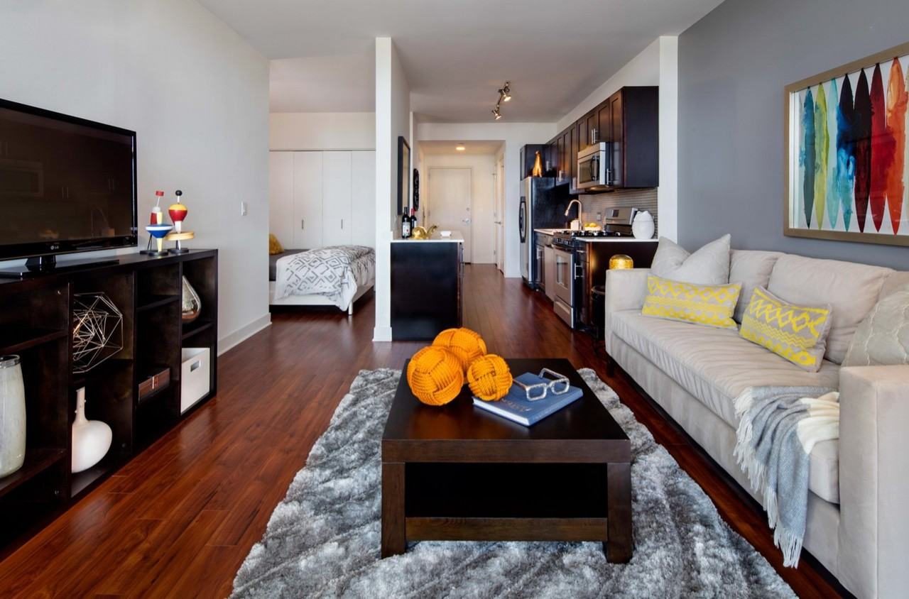 1229 N Wells St - Photo 7 of 17