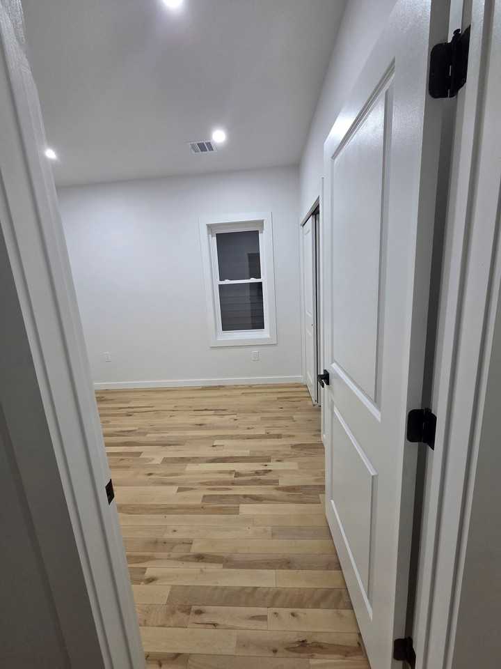 11 Voorheest Street #2ndFL - Photo 2 of 7