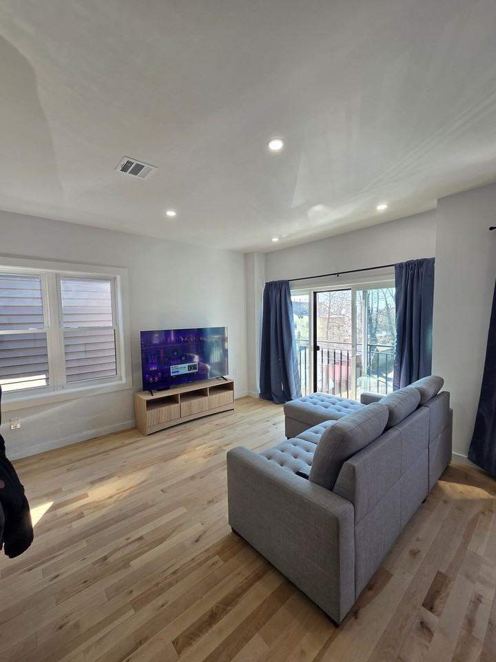 11 Voorheest Street #2ndFL - Photo 6 of 7