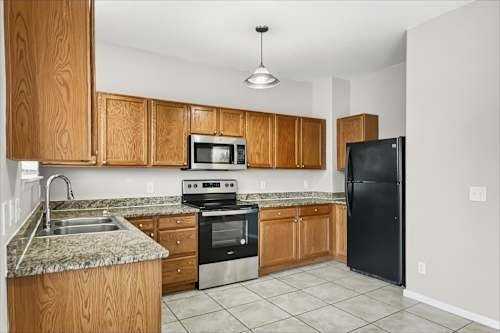 9854 Kenton Cir - Photo 2 of 10