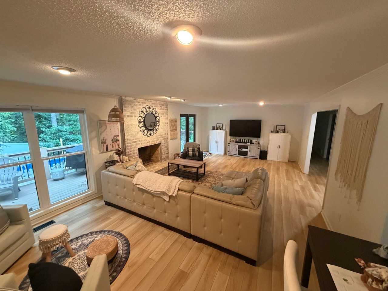 1120 Creek Bridge Dr - Photo 6 of 10