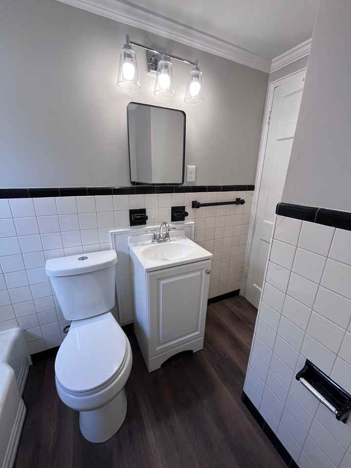4704 S 3rd St #1GL - Photo 6 of 7