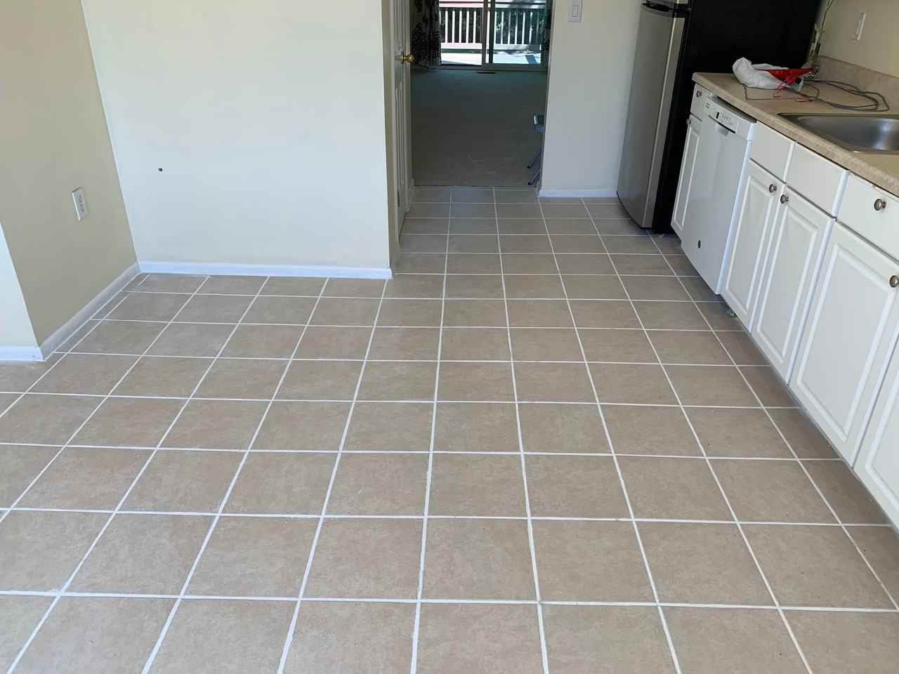 860 Robin Rd - Photo 2 of 13