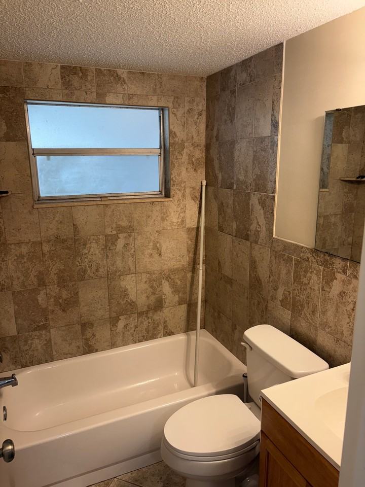 4630 Croton Dr - Photo 6 of 7