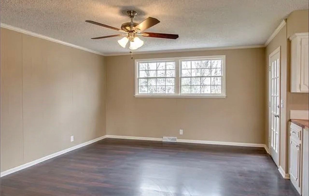 147 Oak Park Dr #12 - Photo 6 of 13