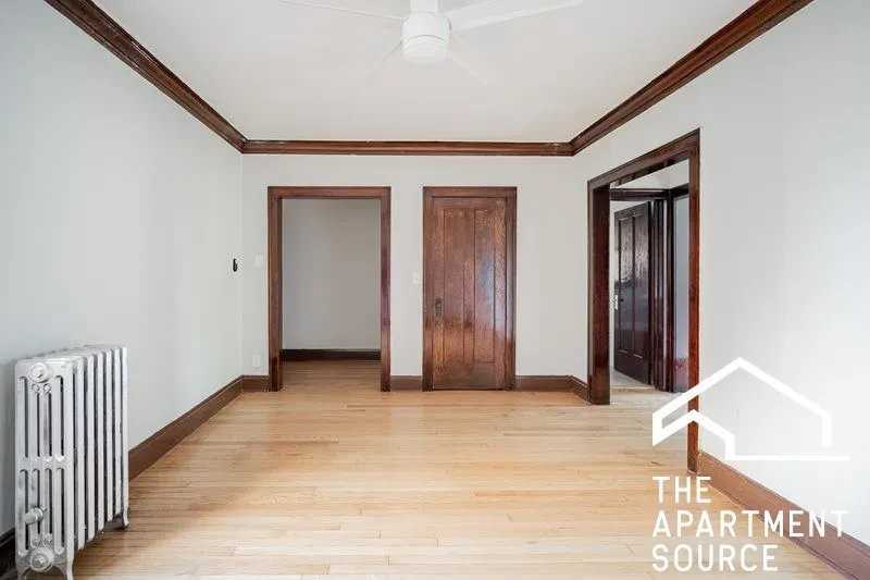 4207 W Fullerton Ave - Photo 4 of 12