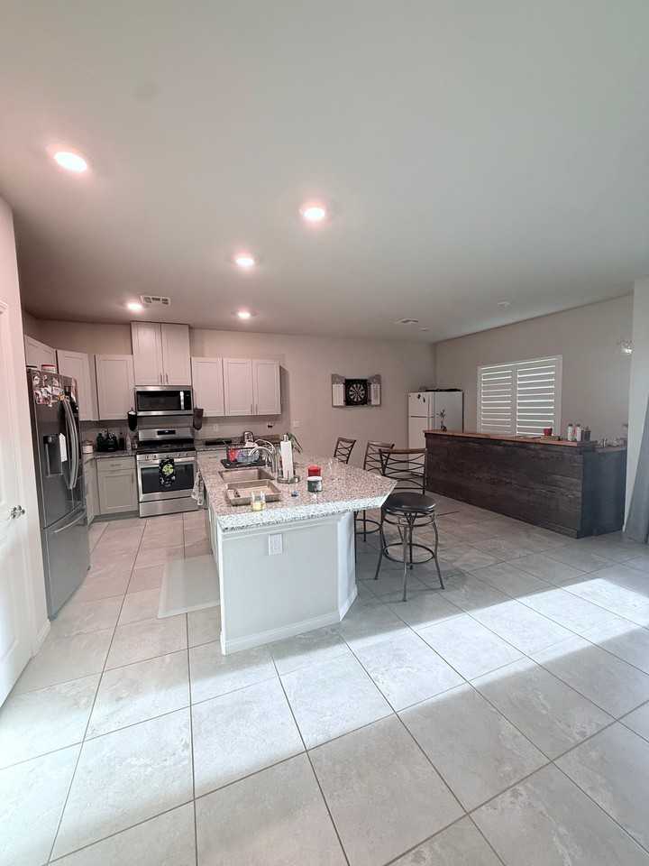7929 Warm Winds St - Photo 4 of 14