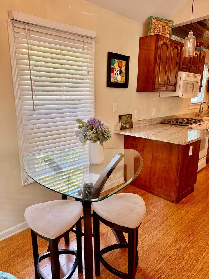 1116 Modoc Ave - Photo 3 of 10
