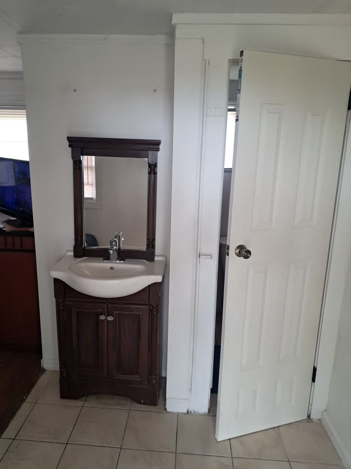 413 31st Ave S #2 - Photo 4 of 4