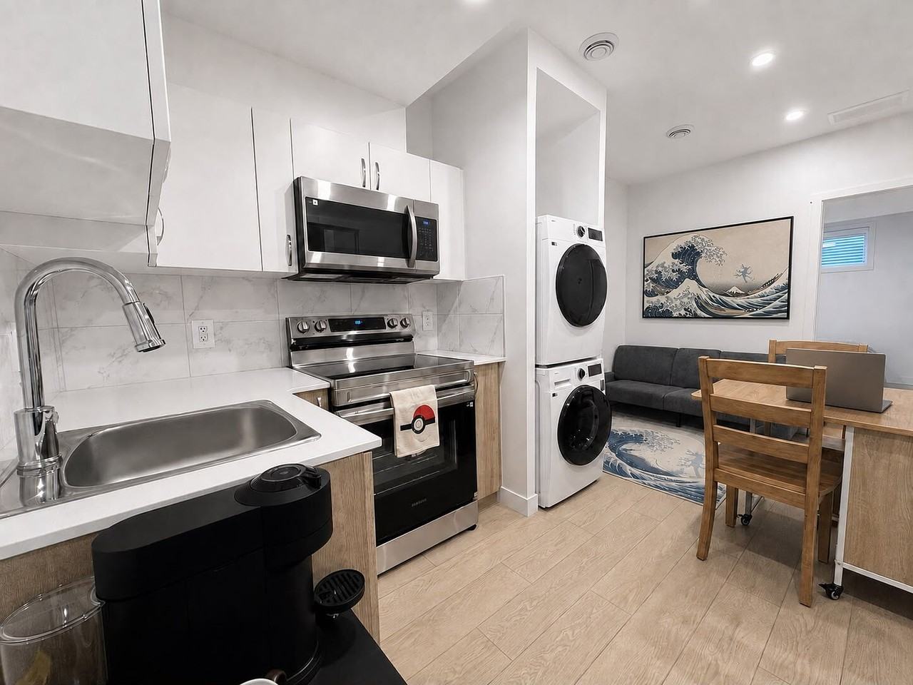 18211 85 St Nw - Photo 2 of 8