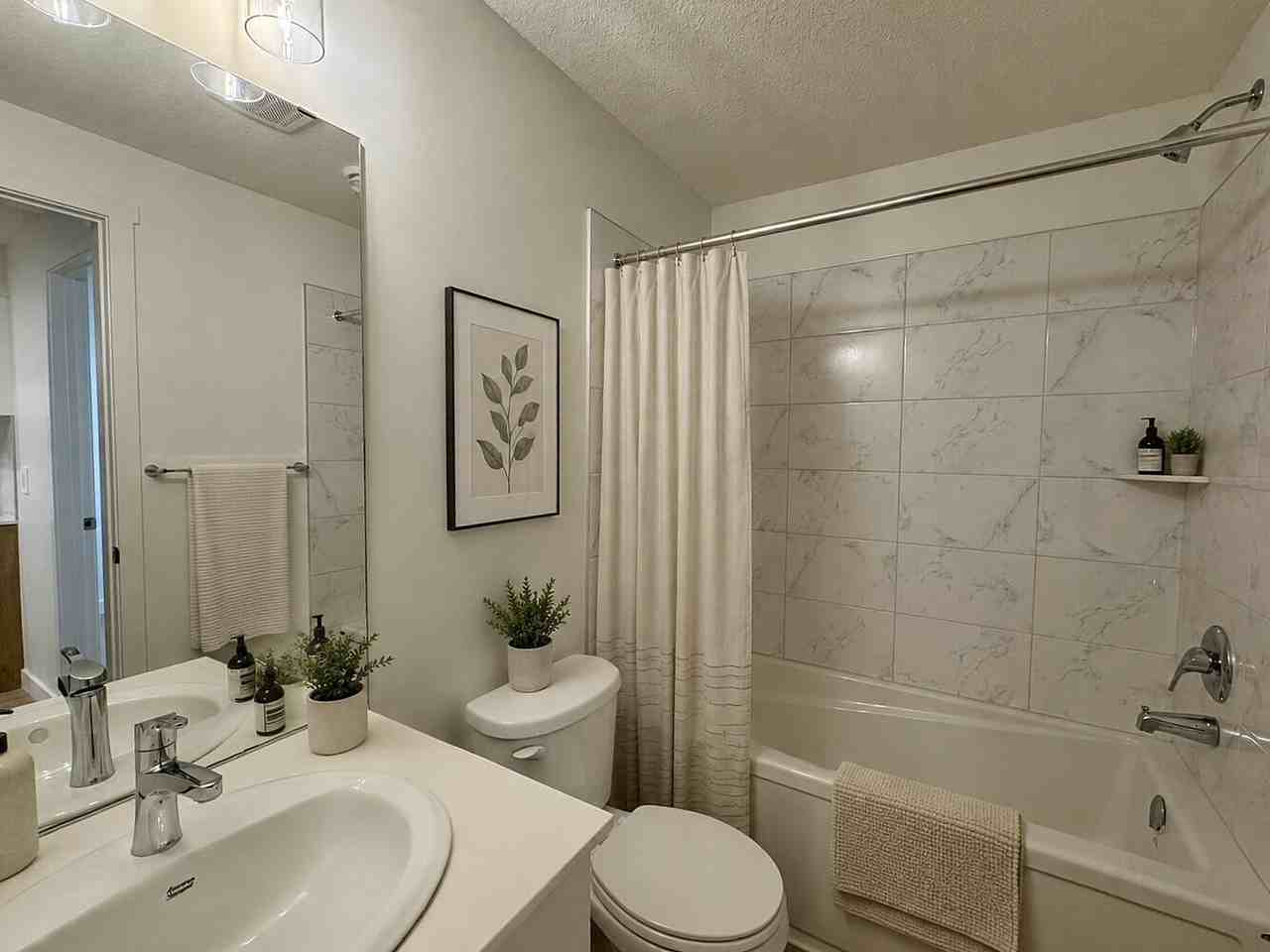 18211 85 St Nw - Photo 7 of 8