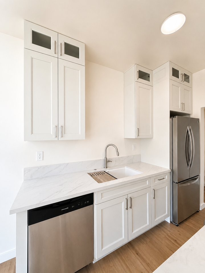 840 6th St #8 - Photo 6 of 14
