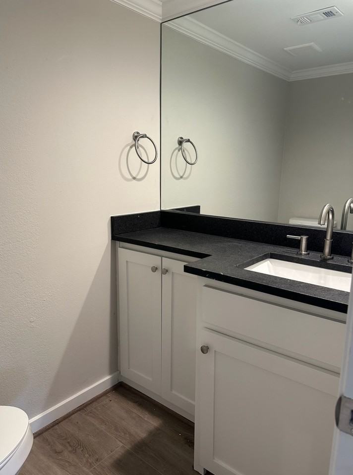 1302 Plateau Dr #NA - Photo 4 of 18