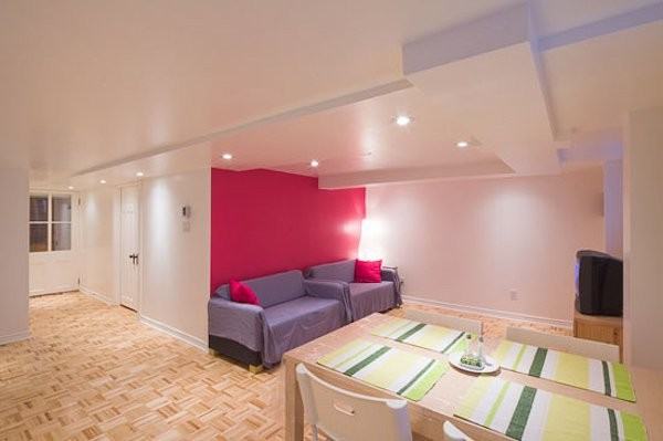 3066 Av Lacombe - Photo 6 of 17