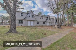 1900 Labette Manor Dr - Photo 1 of 1