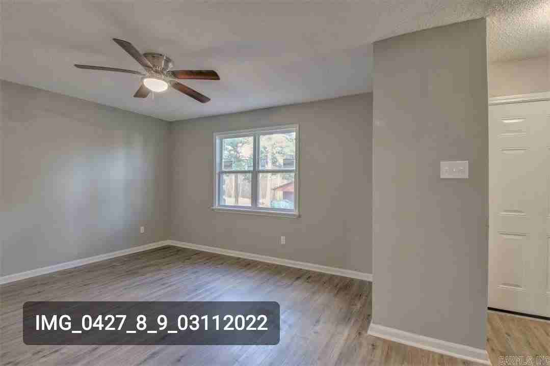 1900 Labette Manor Dr - Photo 3 of 8