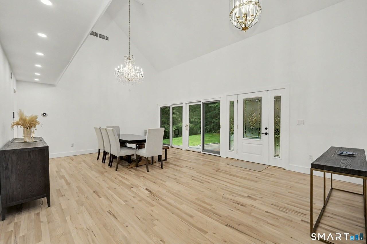 158 Steep Hill Rd - Photo 4 of 40