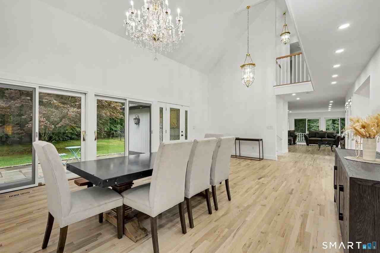 158 Steep Hill Rd - Photo 5 of 40