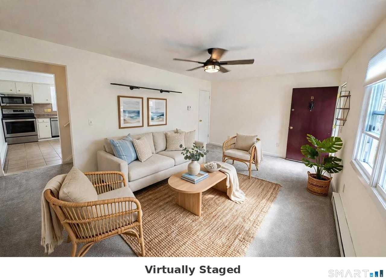 61 Dover Ct #B - Photo 4 of 30