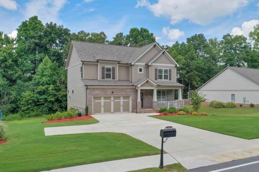 4688 Cantrell Rd - Photo 2 of 39