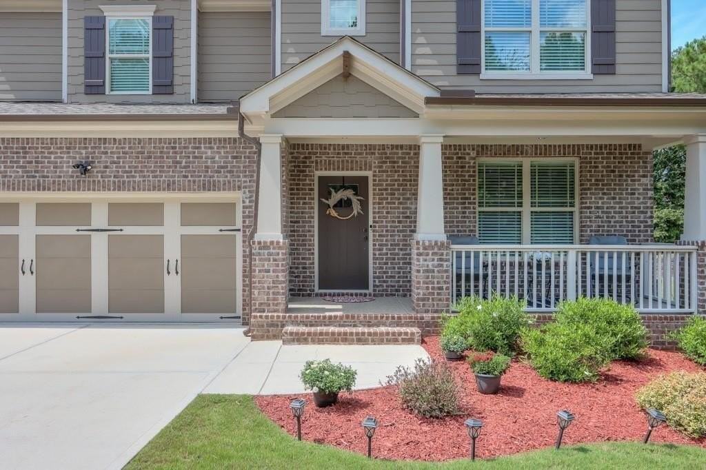 4688 Cantrell Rd - Photo 5 of 39