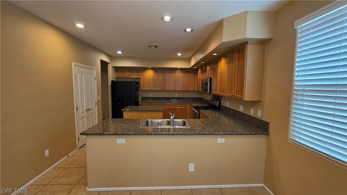 6877 Quiet Peeps Pl - Photo 2 of 29